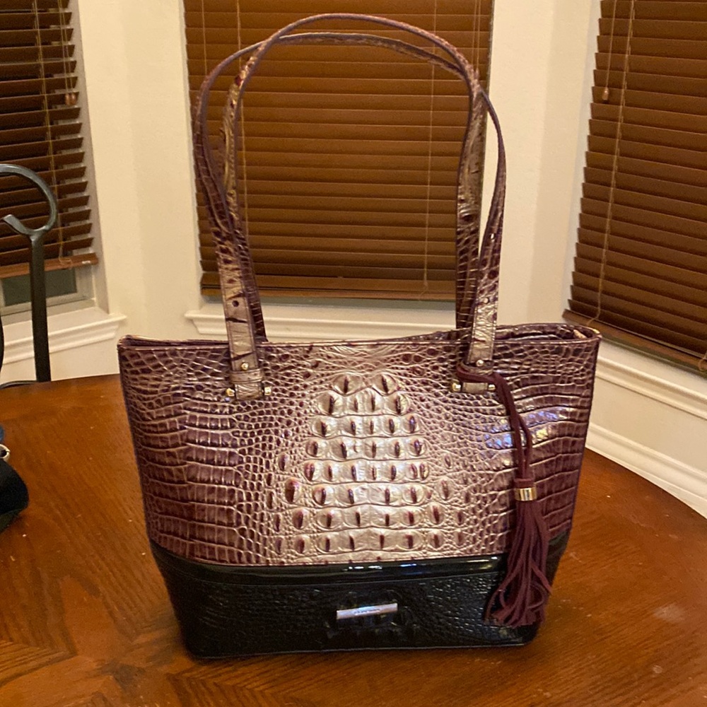 Brand new with tags Brahmin crocodile tote purse bag
